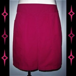 NWT Ann Taylor Cranberry Front Pleat Skirt Size 8